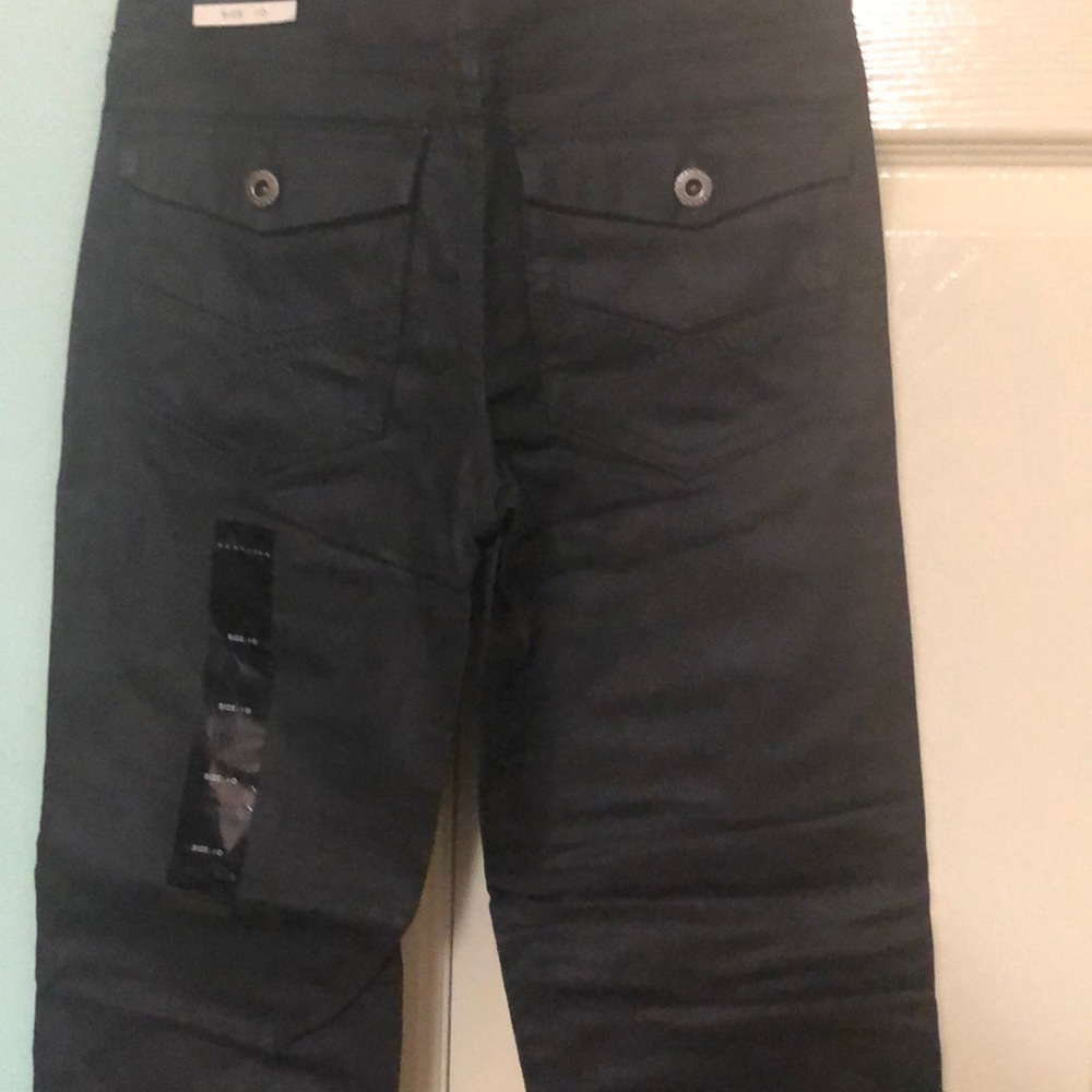 Boys pant - Picture 2 of 2